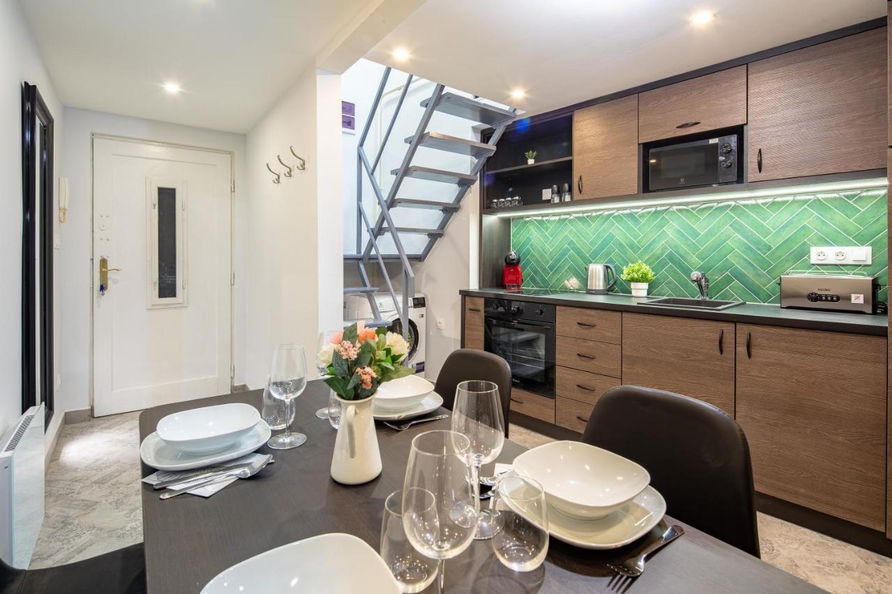 Dessewffy Premium Apartment Budapest Esterno foto