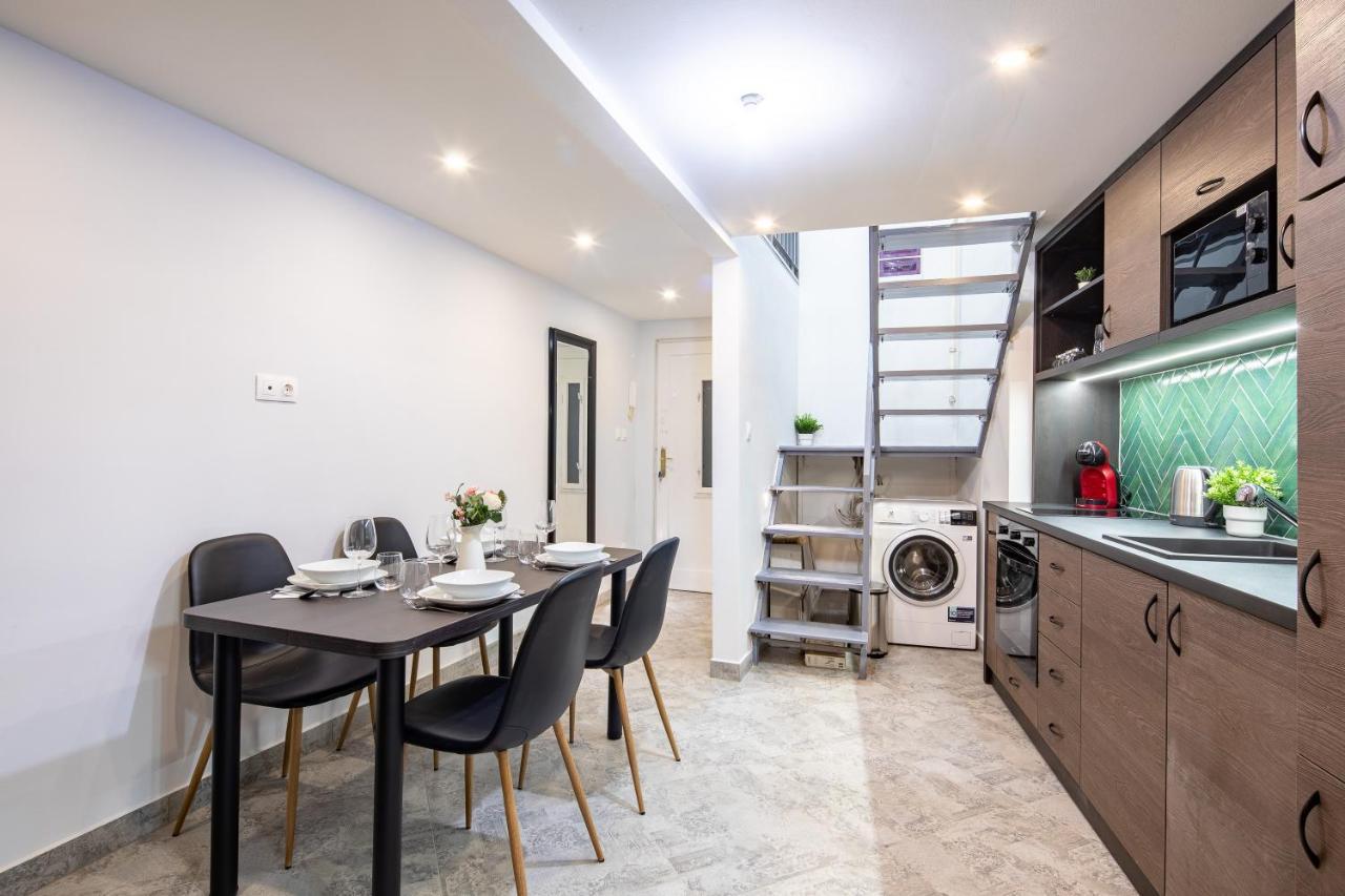 Dessewffy Premium Apartment Budapest Esterno foto