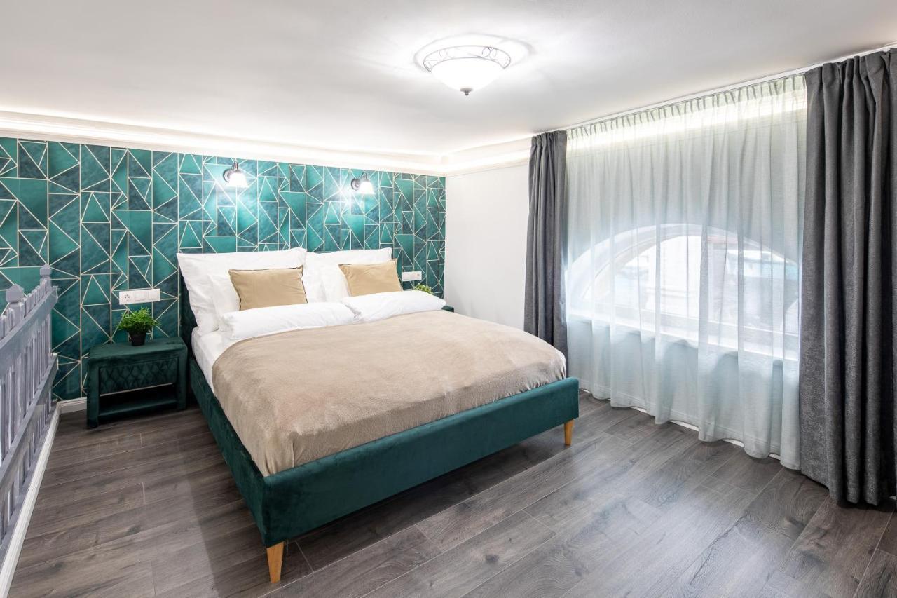 Dessewffy Premium Apartment Budapest Esterno foto